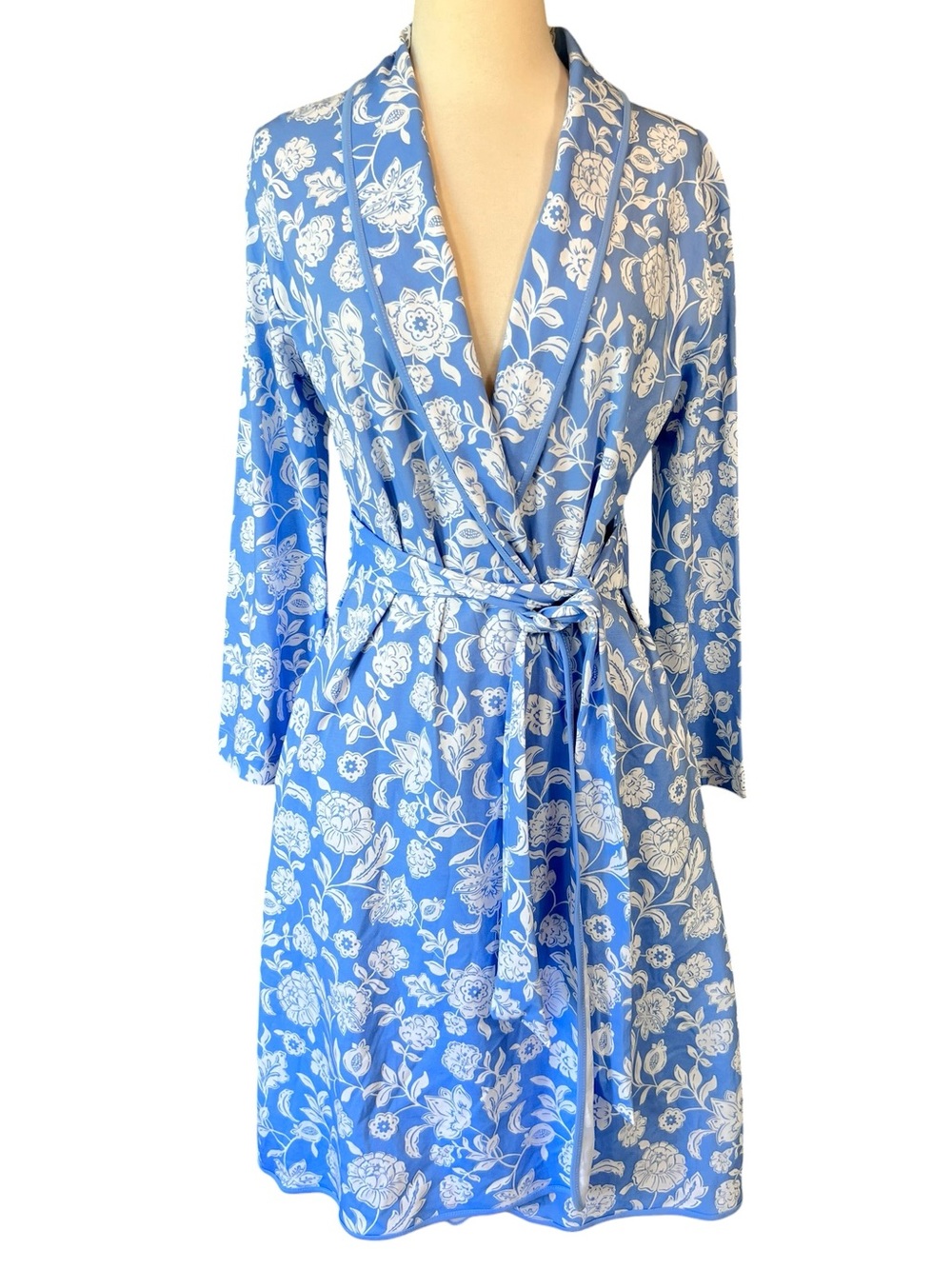 Blue Floral Shawl-Collar Robe with Tie Belt